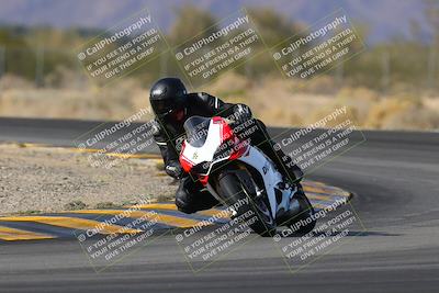 media/Dec-17-2022-SoCal Trackdays (Sat) [[224abd9271]]/Turn 7 Set 1 (1125am)/